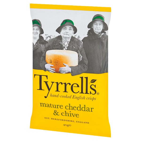 Tyrrells Mature Cheddar & Chive Crisps 40g x 24