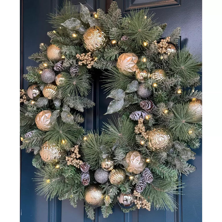 30 inch (76cm) Pre-Lit Decorated Wreath with 50 LED Lights