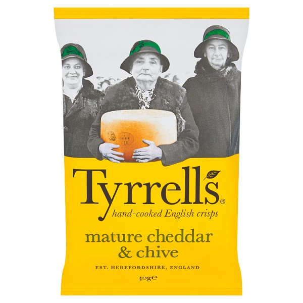 Tyrrells Mature Cheddar & Chive Crisps 40g x 24