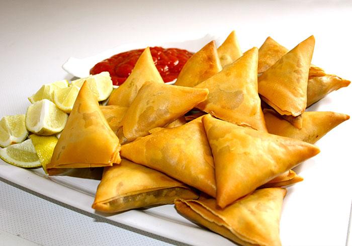 Frozen New Kenyan Style Samosas, Pack of 25 British Hypermarket-uk